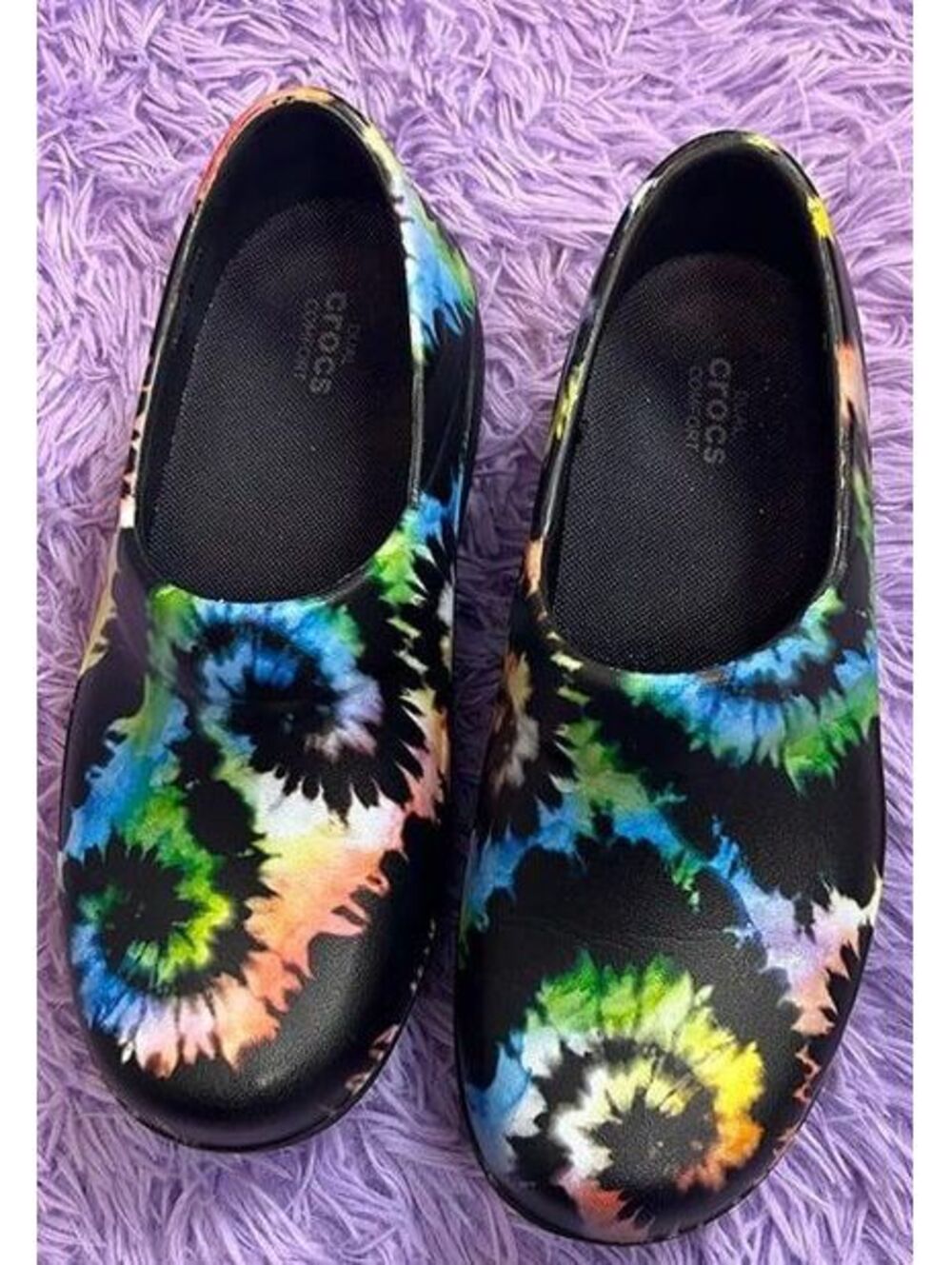 Crocs Women’s Classic Tie-Dye Clogs Size 7 Multicolor Slip On Comfort Shoes